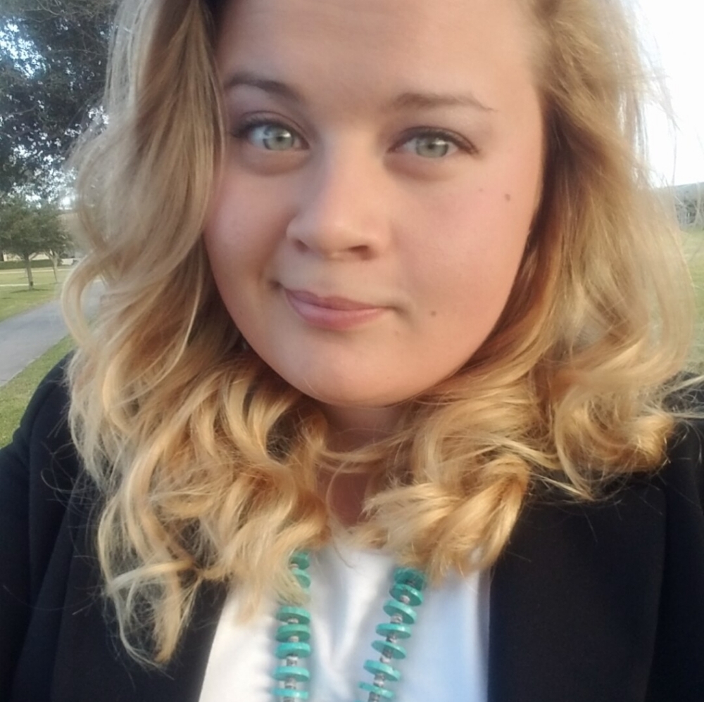 Meet your Posher, Emily